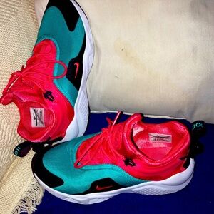 Nike Air Huarache pump up shoes